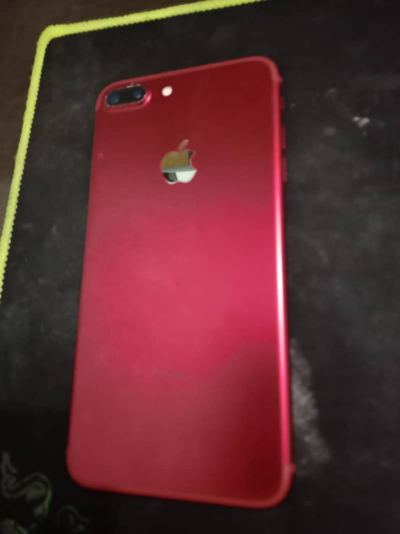 Apple iPhone 7 Plus (Just Like New) 3