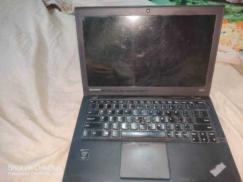 I am selling my Laptop 1