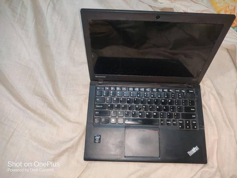 I am selling my Laptop 2