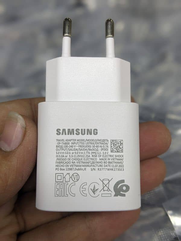 Samsung 25W Adapter 1