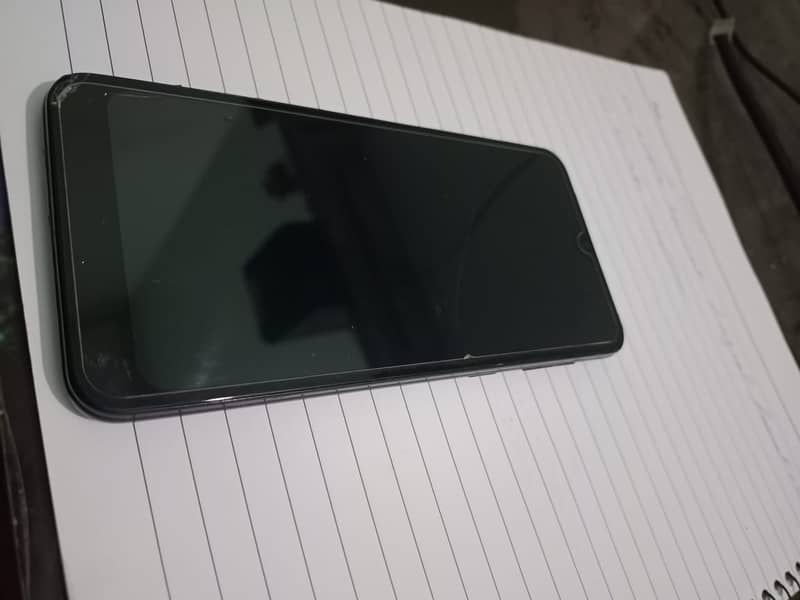 Samsung Mobile A20 (like new) 4