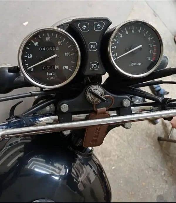 Suzuki GS 150 SE 2022 First Owner (4500 Km) Disk Brake 2