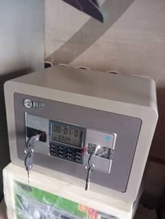 Digital Safe Locker