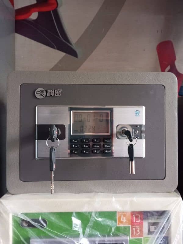 Digital Safe Locker 3