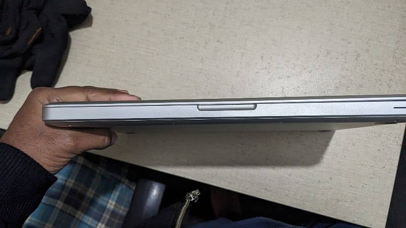 Macbook pro 2009 0