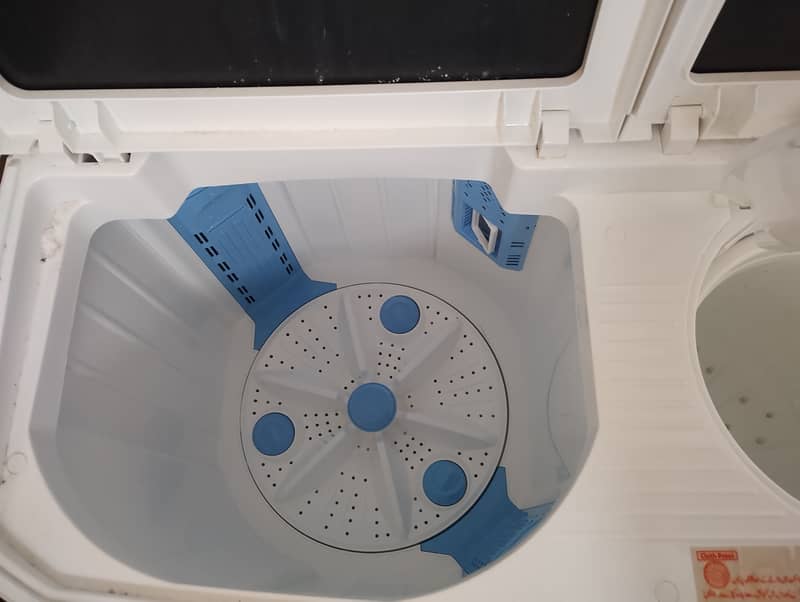 Kenwood semi automatic 10kg washing machine 2