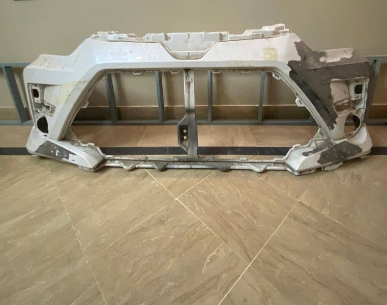 Raize 2020 Front Bumper P. White Color 1