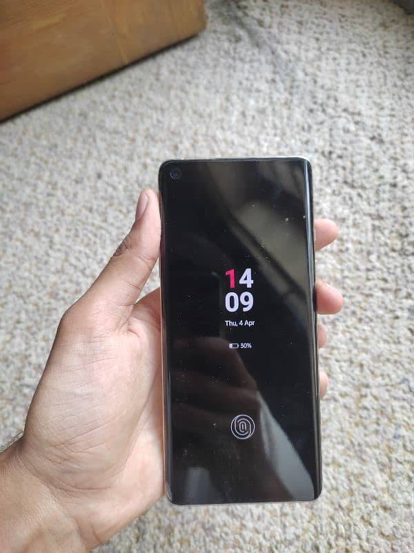 OnePlus 8 , 8/128 GB , Mint Condition, Single Sim Approved 5