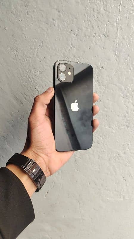 iPhone 12 Factory unlocked camera Blur hain 2no  exchange possible 0