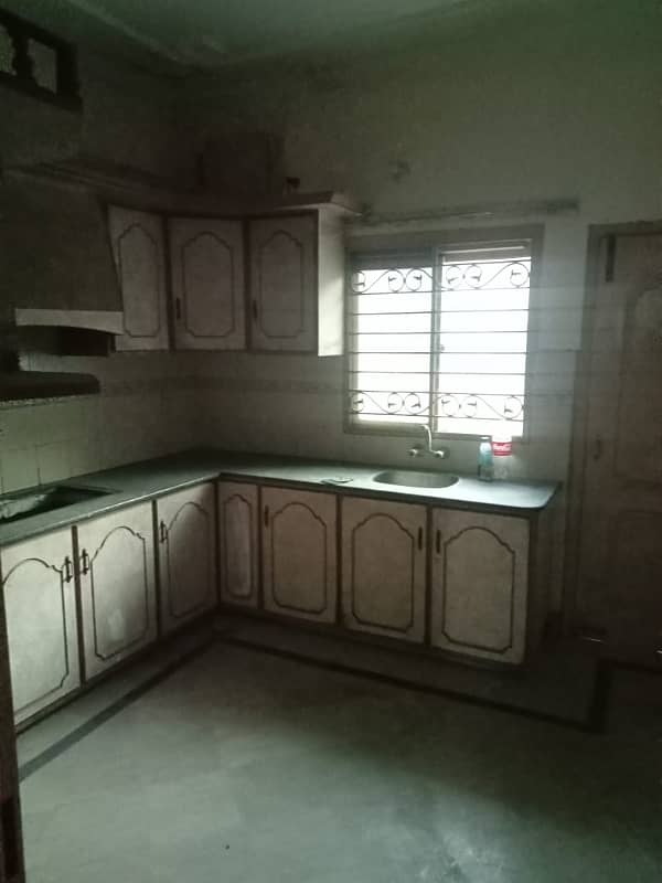 Cantt 3 Beds upper portion for Rent 0