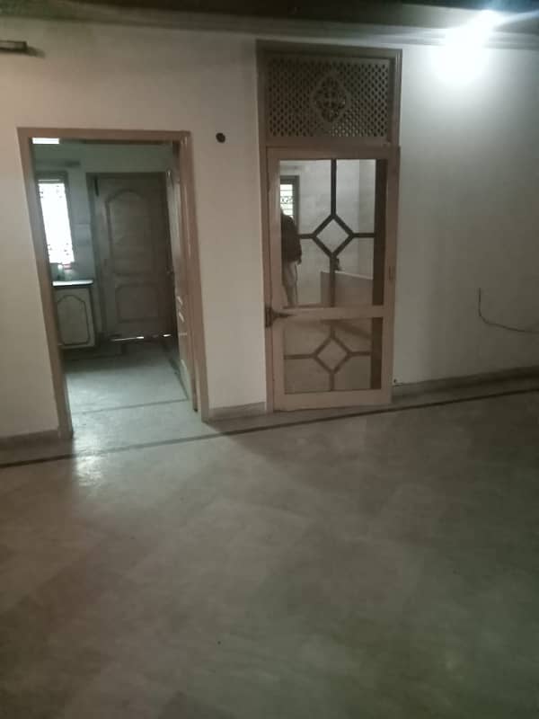 Cantt 3 Beds upper portion for Rent 5