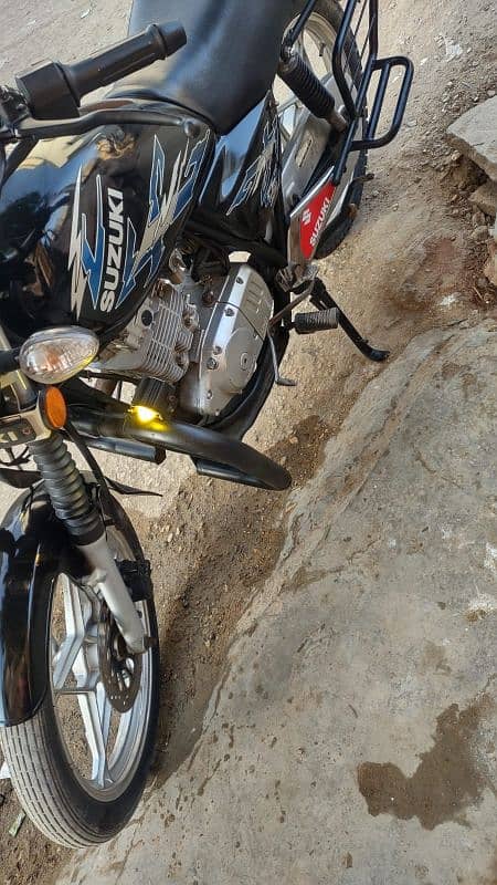 Suzuki GS SE 150 Model 2021 Karachi 9