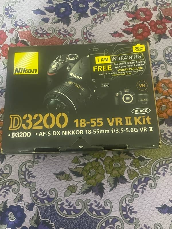 nikon d3200 box pack 0