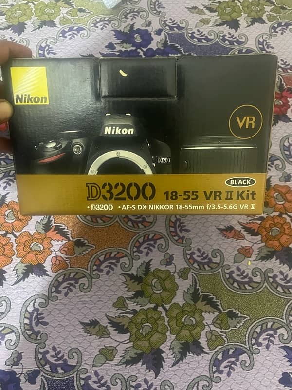 nikon d3200 box pack 2