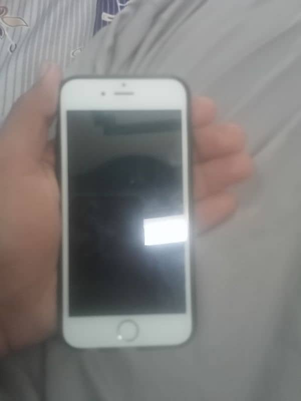 I phone 6s non PTA 64gb all ok finger working betrry Cheng h 2