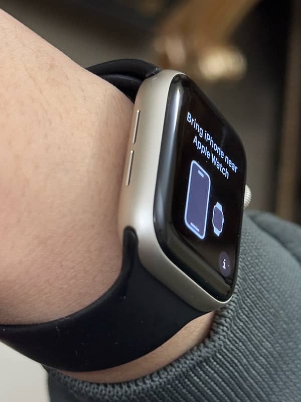 Apple Smart Watch SE 2nd Gen 40 mm 3