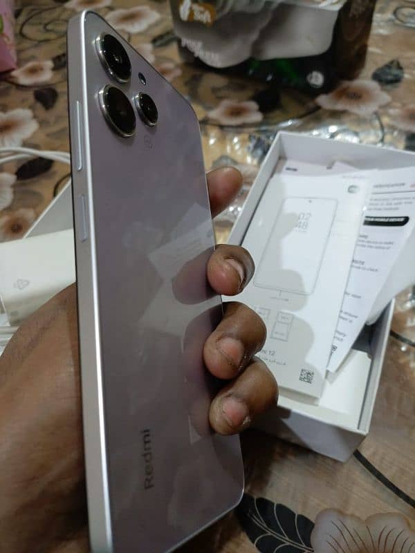 Redmi 12 6