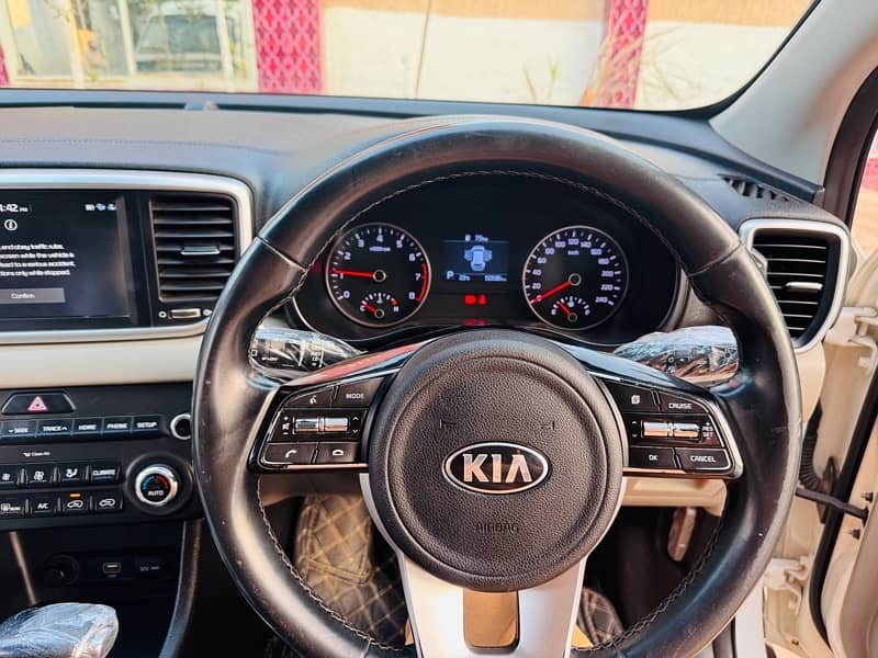 KIA Sportage 2021 13