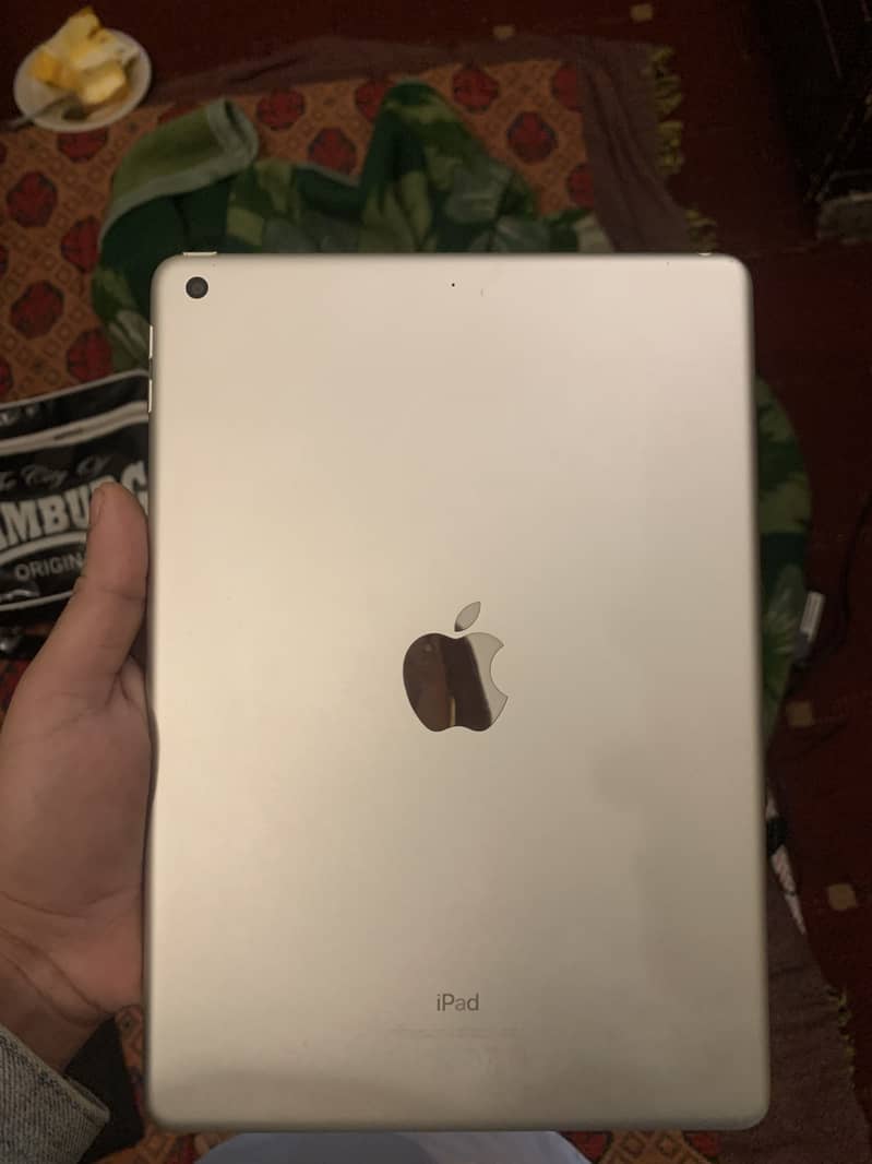 apple ipad 5 generation 32gb 3