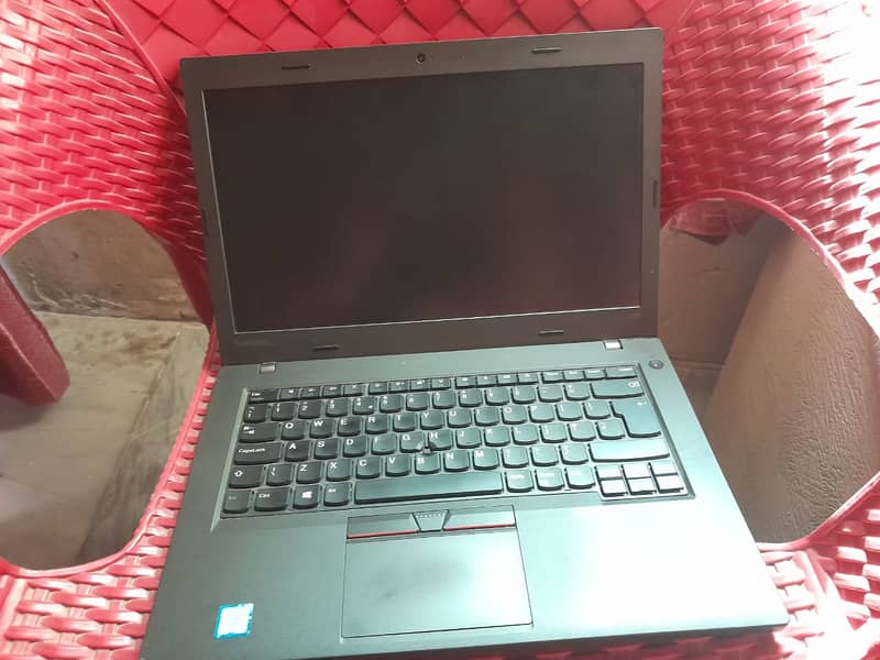 lenovo i3 6gen 4gb 128gbSSD 4