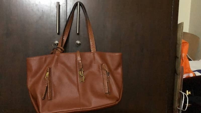 one New in 2000one preloved bags(1000) for sale 0