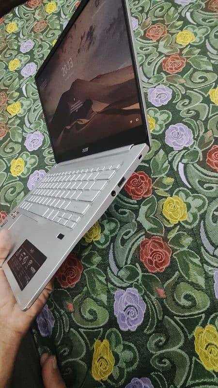 Acer swift 3 Ryzen 7 AMD RADEON 3