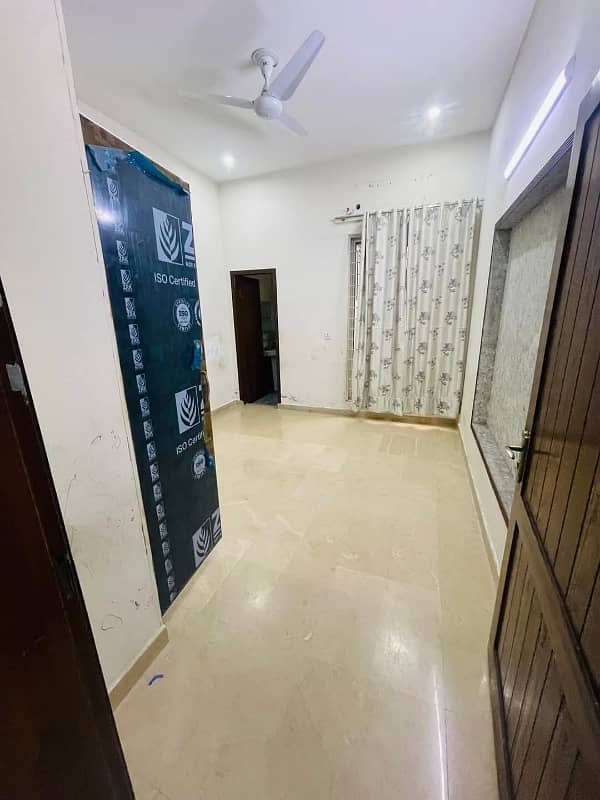 06 MARLA INDEPENDENT SEPARATE GATE LOWER PORTION FOR RENT IN JOHAR TOWN LAHORE 0