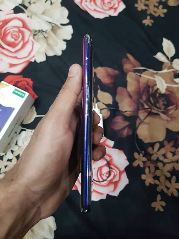 oppo f11 pro 6/128 gb 0