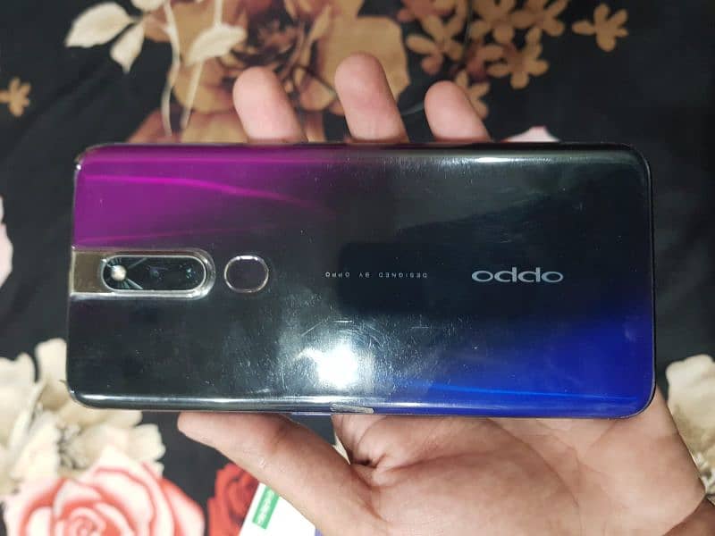 oppo f11 pro 6/128 gb 4