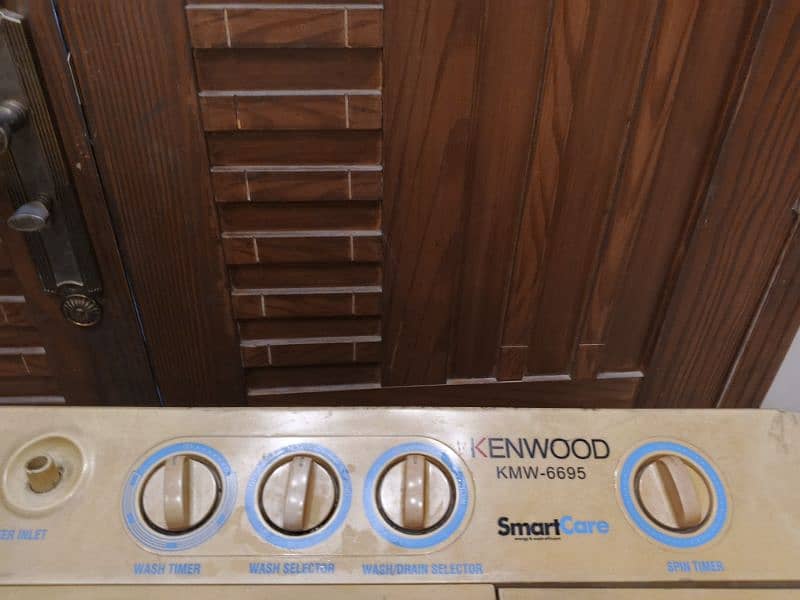 Kenwood Washing machine with dryer for sale. 6