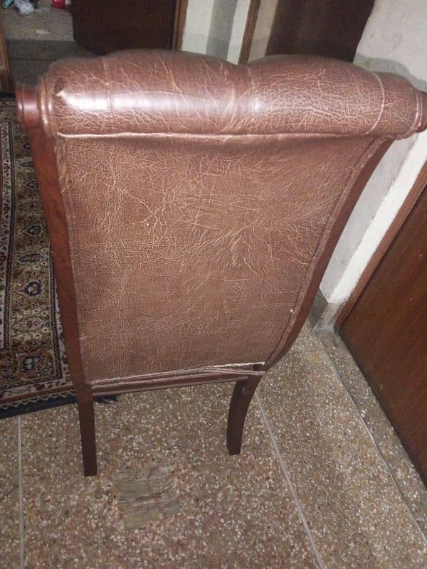 8 Chairs for sale 1