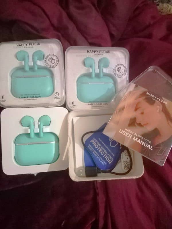 Happy plugs earbuds 3 box ha 1