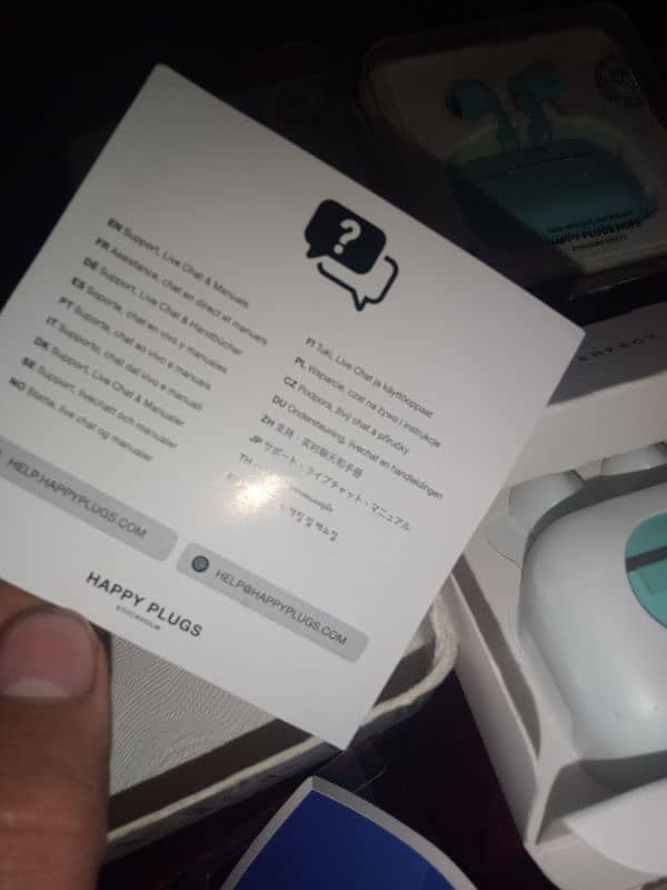 Happy plugs earbuds 3 box ha 9