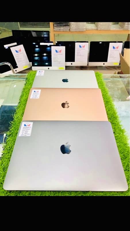 MacBook Air (M1)(13-inch) 0