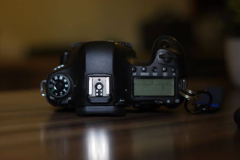 Canon 6D Full Frame only body 6