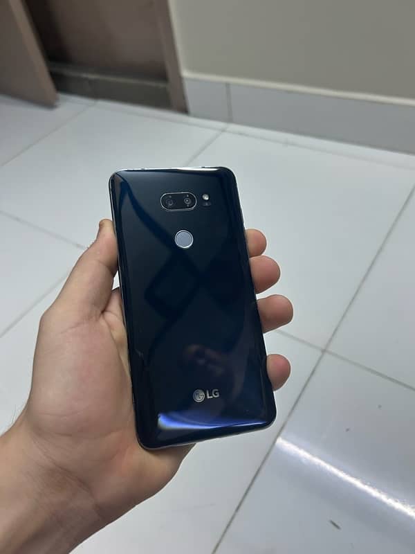 LG V35 ThinQ 7