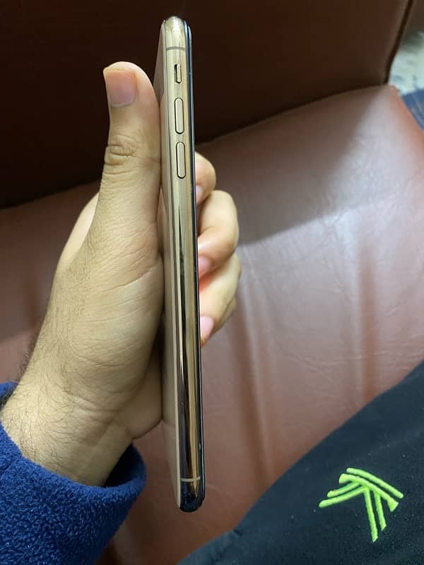iPhone XS Max 64gb Non pta 6