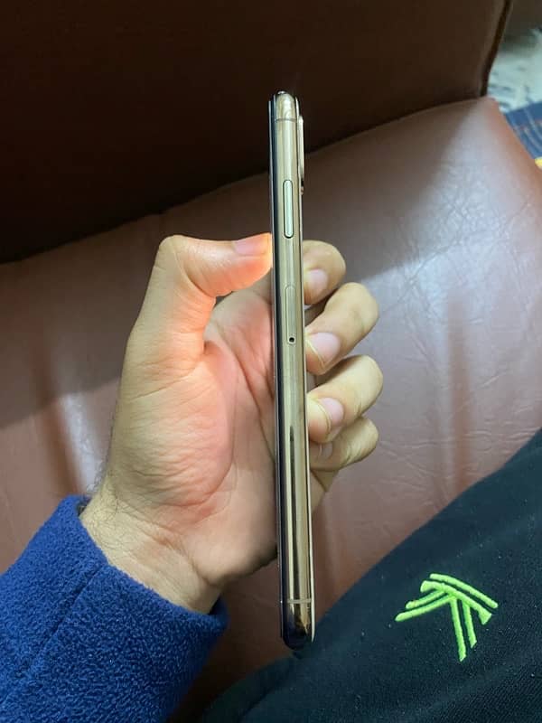 iPhone XS Max 64gb Non pta 7