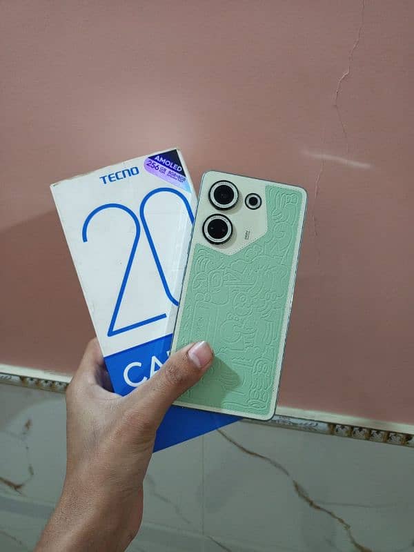 camon 20 with box 0