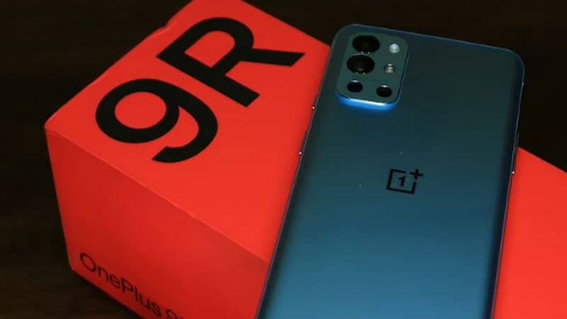 OnePlus 9r with box 1