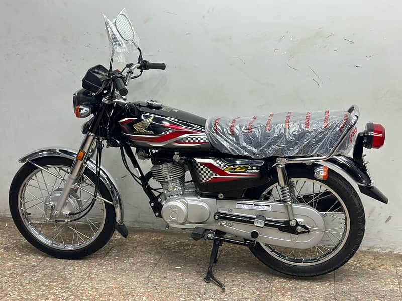 honda cg125cc 2024 model ( 5000 km used ) 2