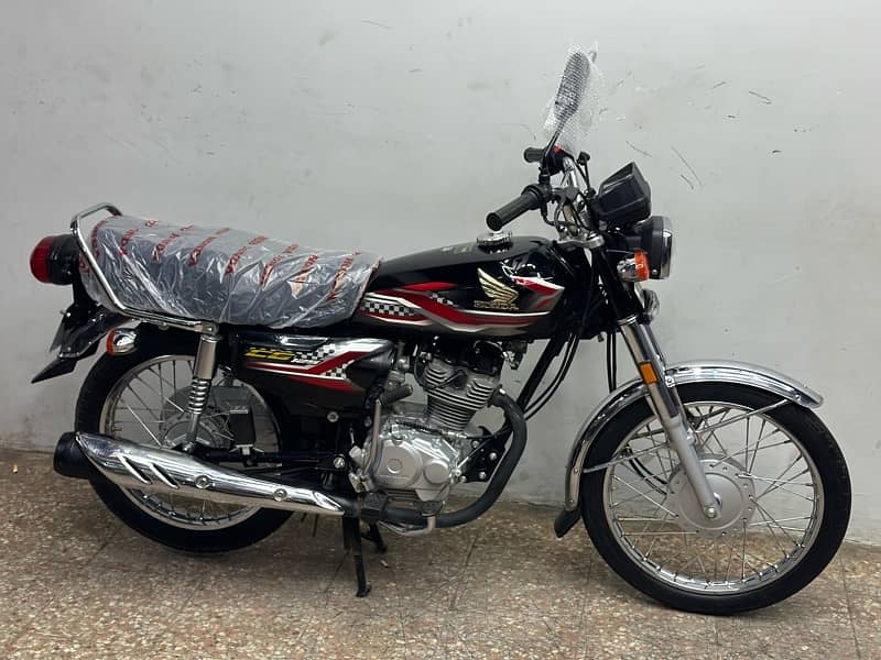 honda cg125cc 2024 model ( 5000 km used ) 5