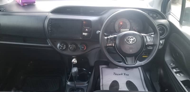 Toyota Vitz 2022 15