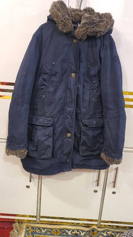 Tommy Hilfiger navy blue coat 3 4 time use 5