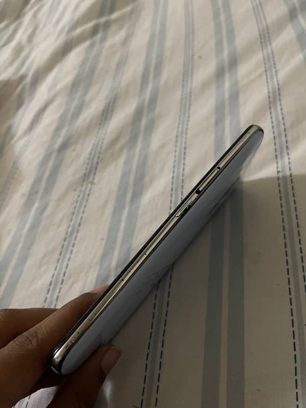 Oppo reno 2f 8/128 3