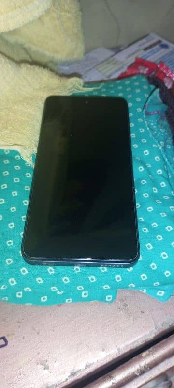 infinix smart 8 pro 10 by 10 condition pura original hai 1