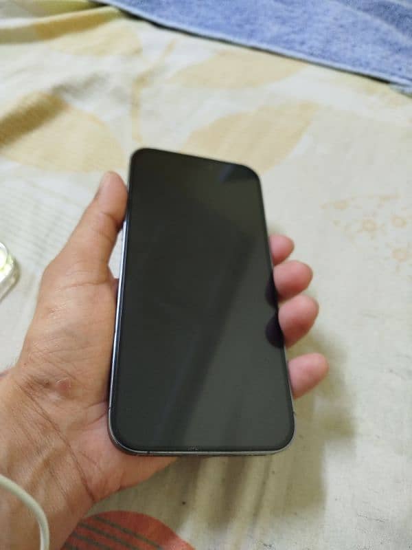 Iphone 14 pro max (Non PTA) 5