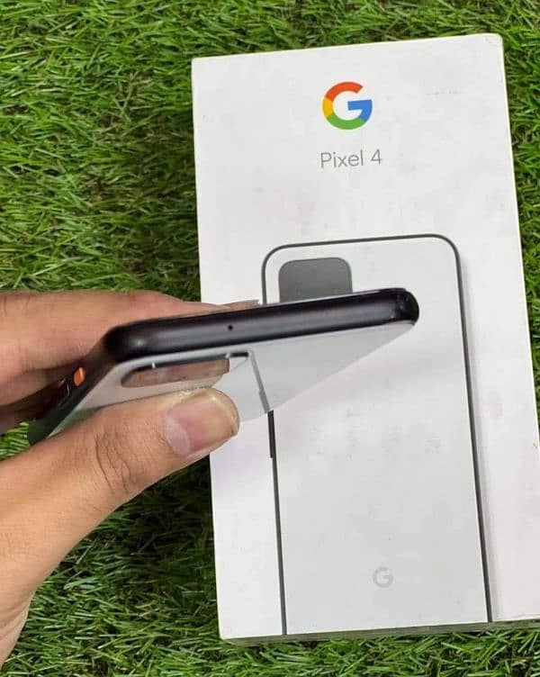 Google pixel 4 with box 4/128 2