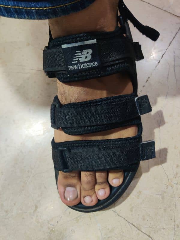 New Balance Sandals 4