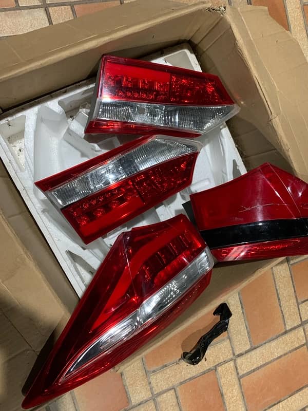 Toyota Corrola Back lights 10